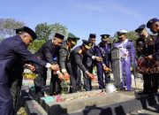 Ziarah dan Tabur Bunga di TMP Watubangga Peringati HUT TNI ke-79