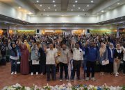 Paslon Wali Kota Kendari Abdul Rasak – Afdhal Kukuhkan dan Bimtek Ribuan Relawan di Dua Kecamatan