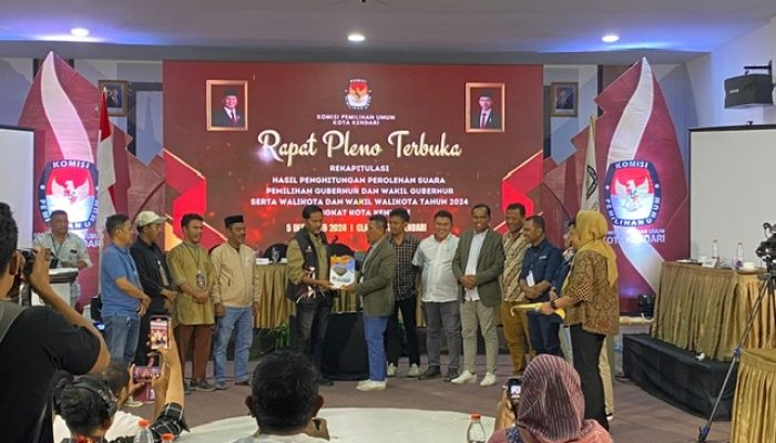 KPU Tetapkan Siska Karina Imran – Sudirman Sebagai Wali Kota dan Wakil Wali Kota Kendari 2024
