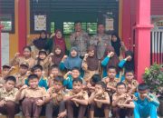 Personel Ditbinmas Polda Sultra Sosialisasi Pembinaan Polisi Cilik di SD 100 Kendari, Cegah Bullying dan Ajak Bijak Bermedia Sosial