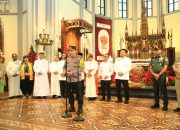 Misa Malam Natal Menkopolkam-Kapolri Sambangi Gereja Katedral Jakarta