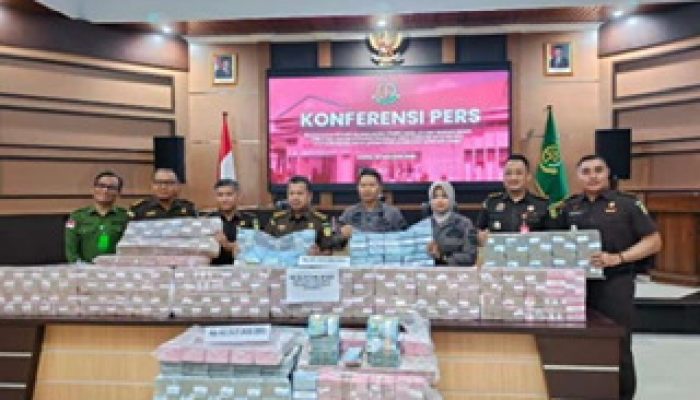 Kejati Sultra Setor Rp42 Miliar ke Kas Negara, Hasil Korupsi di Blok Mandiodo