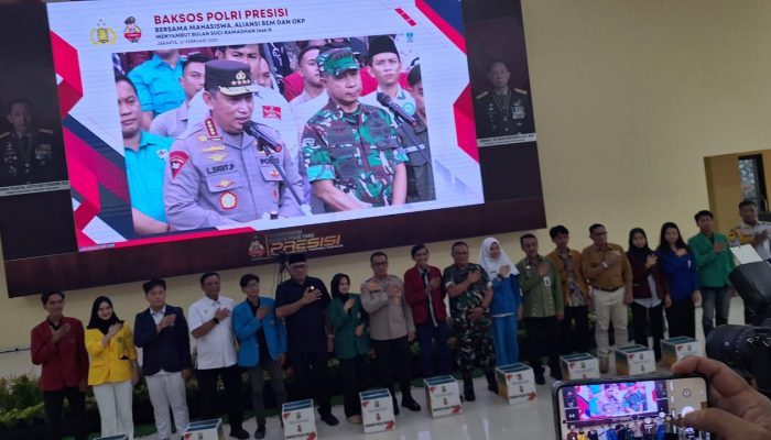 Polda Sultra Salurkan 1600 paket dalam Baksos Polri Presisi sambut Ramadhan 1446 H