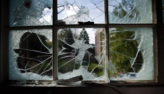 Rumah Petani di Koltim Diserang OTK, Satu Keluarga Mengasingkan Diri ke Kantor Polisi