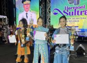 Tenun Khas Konawe Selatan Sabet Juara di Ajang Fashion Show Pelajar di HUT Sultra ke-61