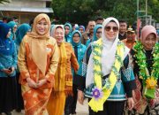 Ketua TP Posyandu Sultra Kunker ke Muna Barat, Arinta Sumangerukka: Posyandu Kini Jadi Subjek Pembangunan Desa