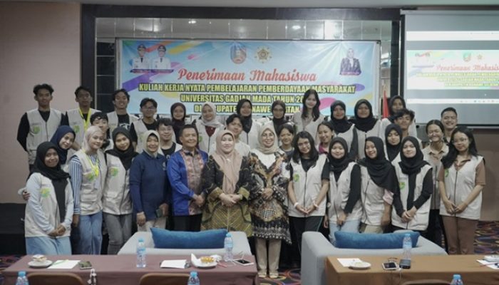 Sekda Konsel Terima 30 Mahasiswa KKN-PPM UGM untuk Mengabdi di Kecamatan Laonti