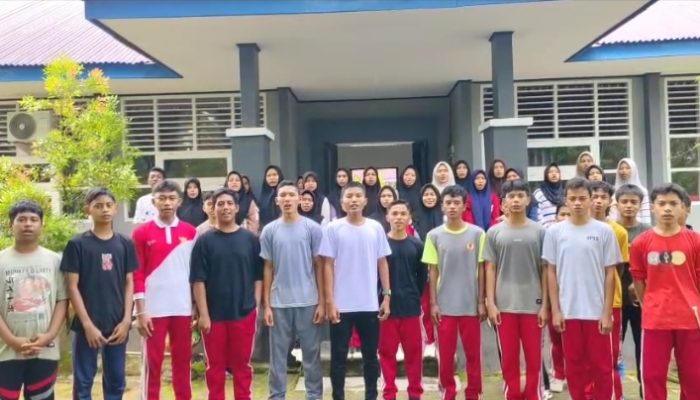 Siswa-Siswi SMA Negeri 1 Mawasangka Ucapkan Selamat Hari Bhayangkara ke-79, Dukung Polri Terus Jaga Kamtibmas