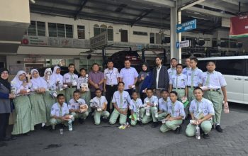 Kalla Toyota Rayakan Hari Anak Nasional dengan Semangat Berbagi dan Edukasi di Berbagai Cabang