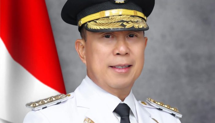 Gubernur Sultra Jenguk Korban Pengeroyokan di RS Bahteramas