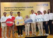 IM3 Antar Langsung Grand Prize Mobil Listrik BYD M6 ke Pemenang di Kendari