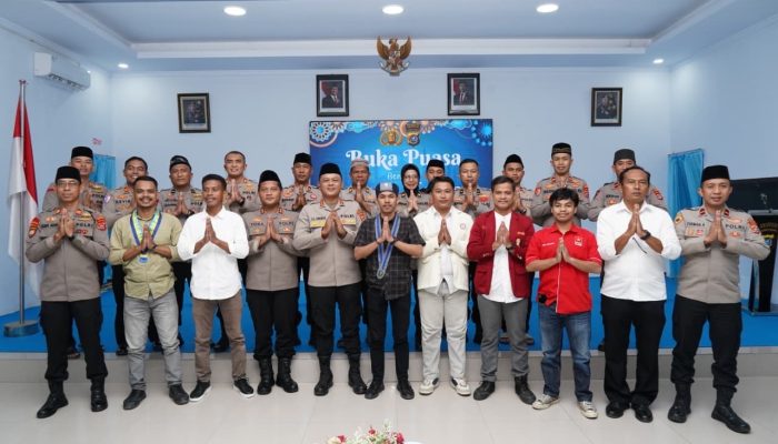 Polresta Kendari Pererat Silaturahmi Bersama OKP Cipayung Plus Kendari Melalui Buka Puasa Bersama