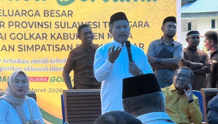 ‎Golkar Sultra Buka Puasa Bersama Warga Tongkuno Raya, La Ode Darwin Bagikan 500 Paket Beras