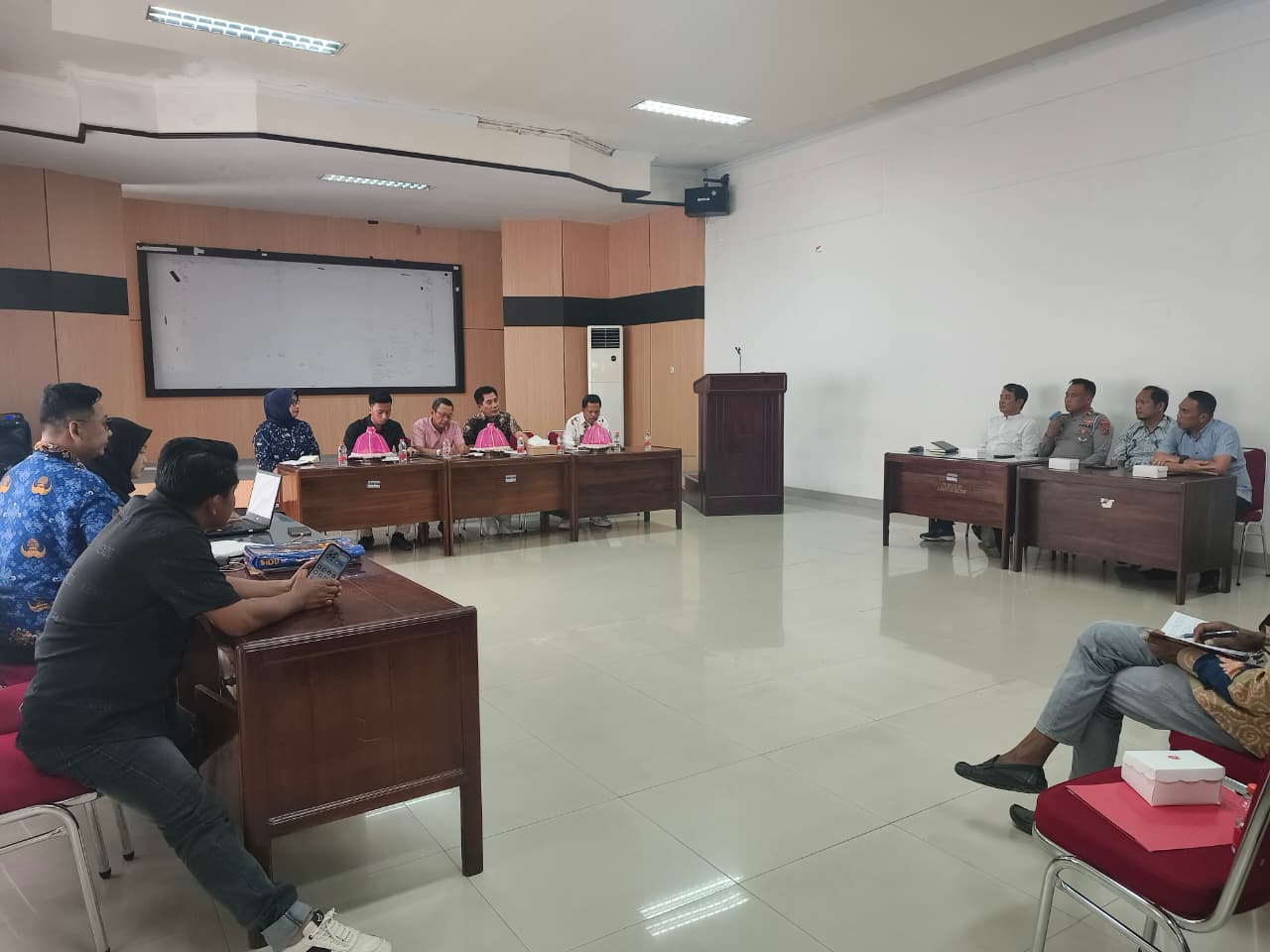 KSBSI Sultra Bersama Elemen Buruh Komitmen Jaga Kamtibmas Jelang May Day 2026 ‎