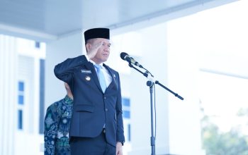 Upacara Harkitnas di Konsel, Bupati Irham Soroti Perlindungan Anak dari Risiko Media Sosial