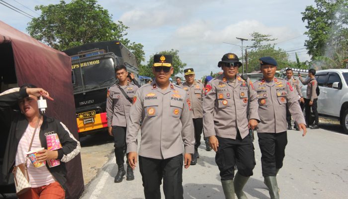 Wakapolda Sultra Tinjau Lokasi Banjir di Wanggu, Pastikan Keselamatan dan Kebutuhan Warga Terpenuhi