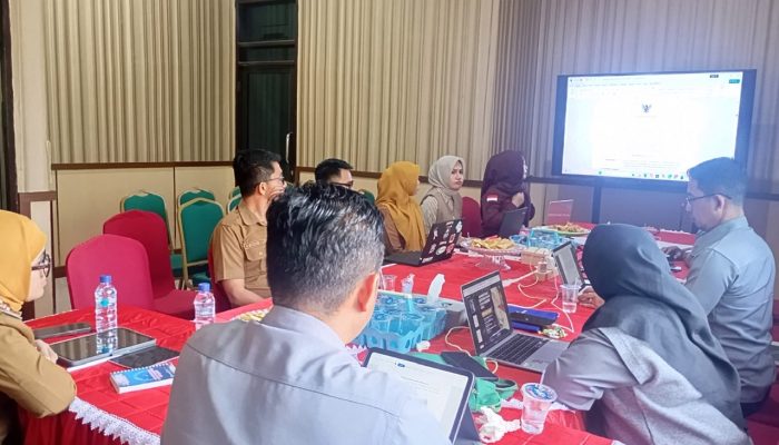 Kemenkum Sultra Harmonisasi Raperda Kota Kendari tentang Penyelenggaraan Administrasi Kependudukan