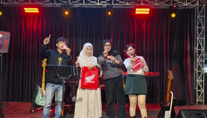 Dekatkan New Honda Vario Evo 160 ke Anak Muda, Asmo Sulsel Gelar Public Exhibition di Berbagai Kota