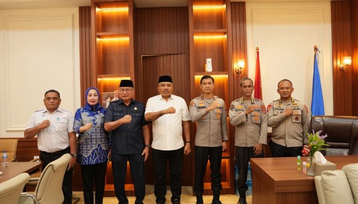 Kapolda Sultra Jalin Silaturahmi ke DPRD Sultra, Perkuat Sinergitas Forkopimda untuk Kemajuan Daerah
