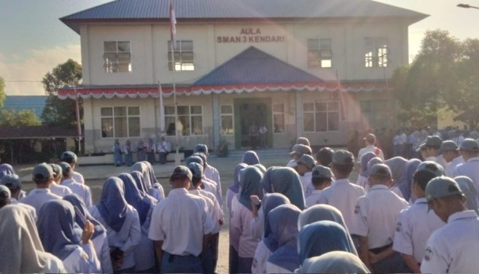 Cegah Tawuran dan Kenakalan Remaja, Polresta Kendari Edukasi Pelajar di Dua Sekolah