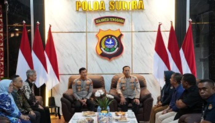 Kapolda Sultra Terima Penghargaan Gakkumdu, Sinergitas dengan KPU-Bawaslu Diperkuat