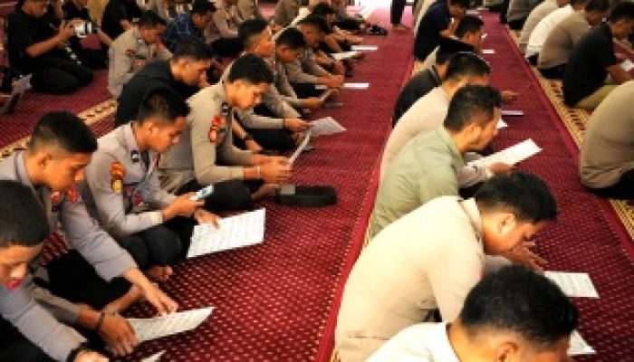 Binrohtal Polda Sultra, Kapolda Tekankan Syukur dan Keikhlasan dalam Pengabdian