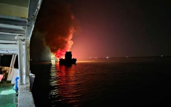 ‎13 Awak KM Legenda Nusantara 99 Berhasil Diselamatkan, Dua Meninggal akibat Paparan Chemical