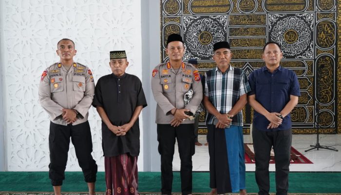 Perkuat Sinergi dengan Tokoh Agama, Kapolresta Kendari Sambangi Masjid Akbar Punggaloba