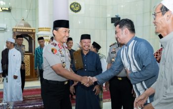 Gelorakan Spirit ‘Jaga Bumi Anoa’, Wakapolda Sultra Serap Aspirasi Warga Lewat Subuh Keliling