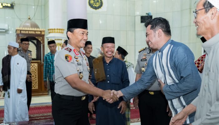 Gelorakan Spirit ‘Jaga Bumi Anoa’, Wakapolda Sultra Serap Aspirasi Warga Lewat Subuh Keliling