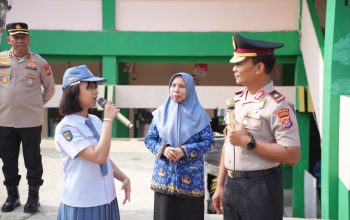Wakapolda Sultra Pimpin Apel Pagi di SMAN 1 Kendari, Tegaskan Bahaya Narkoba dan Bullying