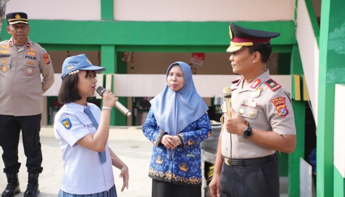 Wakapolda Sultra Pimpin Apel Pagi di SMAN 1 Kendari, Tegaskan Bahaya Narkoba dan Bullying